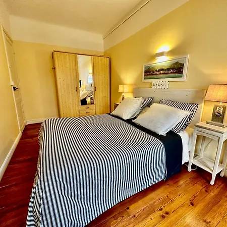 Plein Centre, Lumineux Et Spacieux Appartement