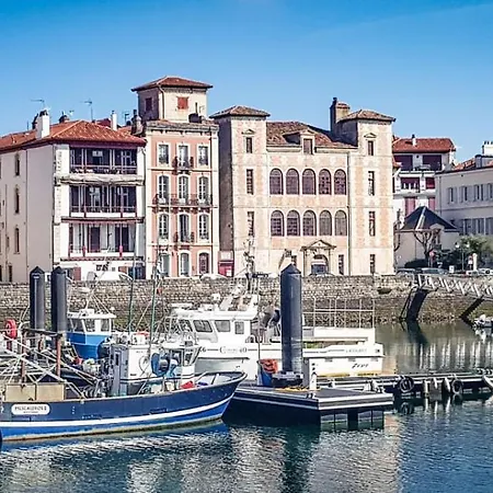 Apartment Plein Centre, Lumineux Et Spacieux Saint-Jean-de-Luz
